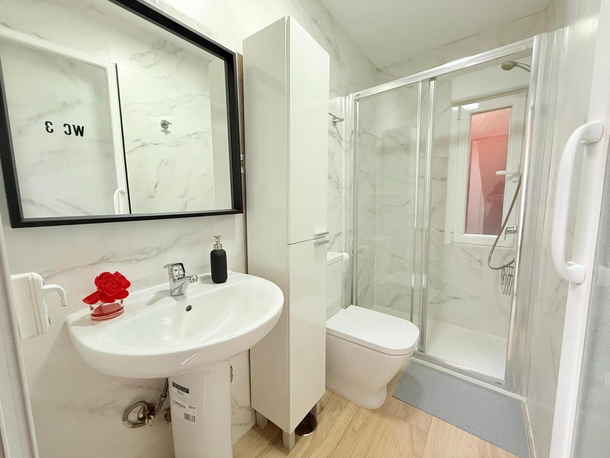 Rosa Rooms, Habitacion Con Bano Privado Pozuelo de Alarcón Esterno foto