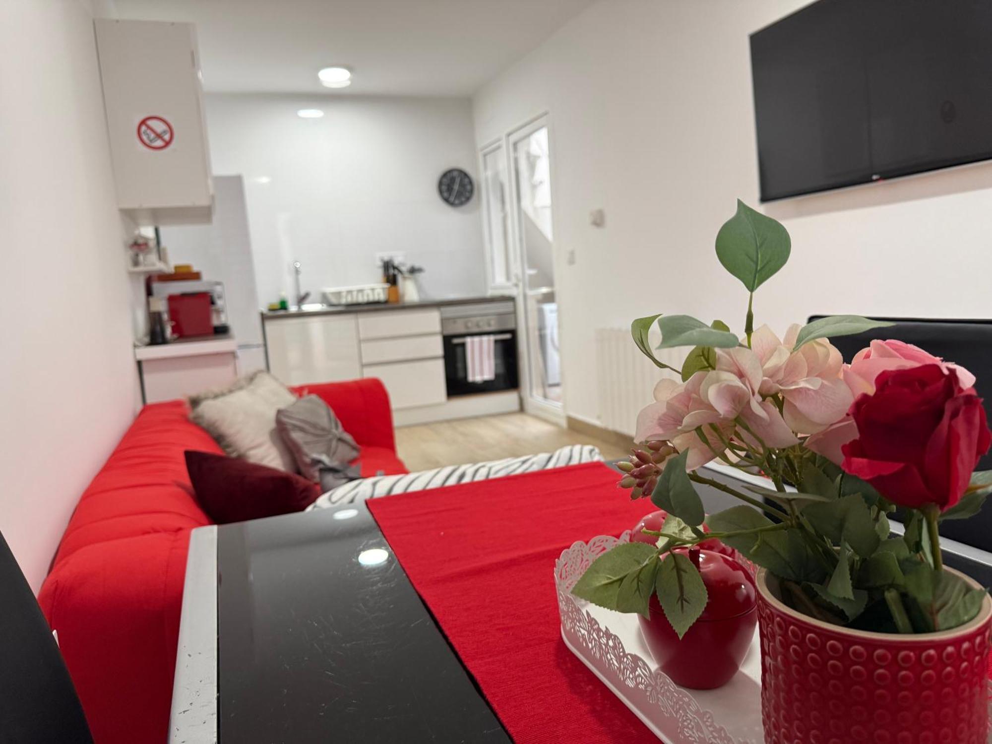 Rosa Rooms, Habitacion Con Bano Privado Pozuelo de Alarcón Esterno foto